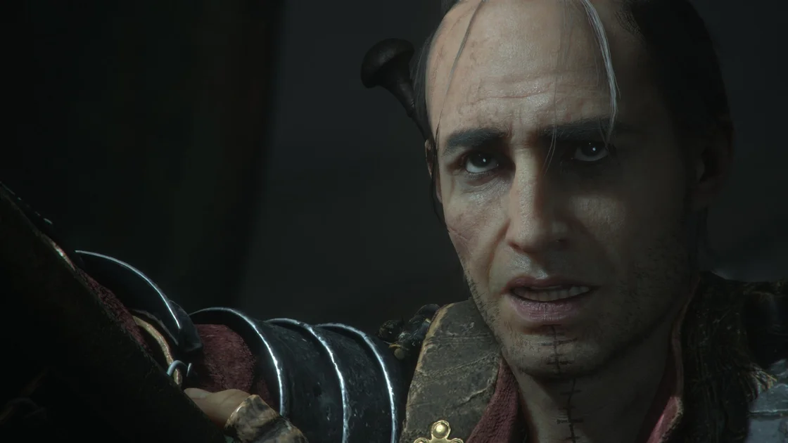 Resonance: A Plague Tale Legacy screenshot showing a close-up of Benjamin Homewood's Faro, a veteran thief with thin wisps of grey hair framing his forehead